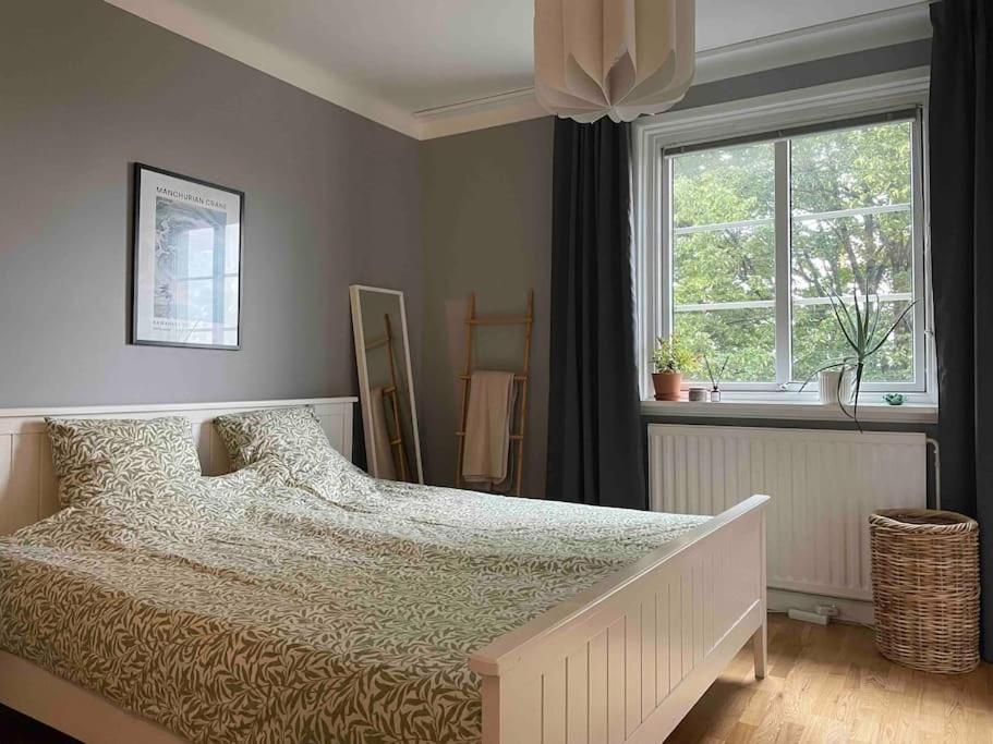 Rymlig Och Modern Lagenhet I Lugnt Lage Apartment *
